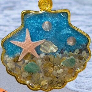 Handmade Shell Pendant with Necklace